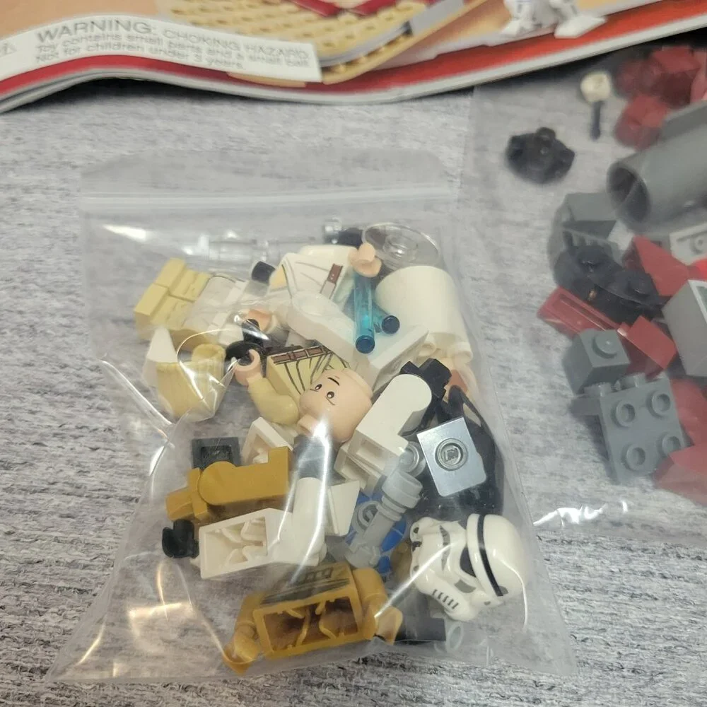 LEGO Star Wars 8092 Lukes Landspeeder